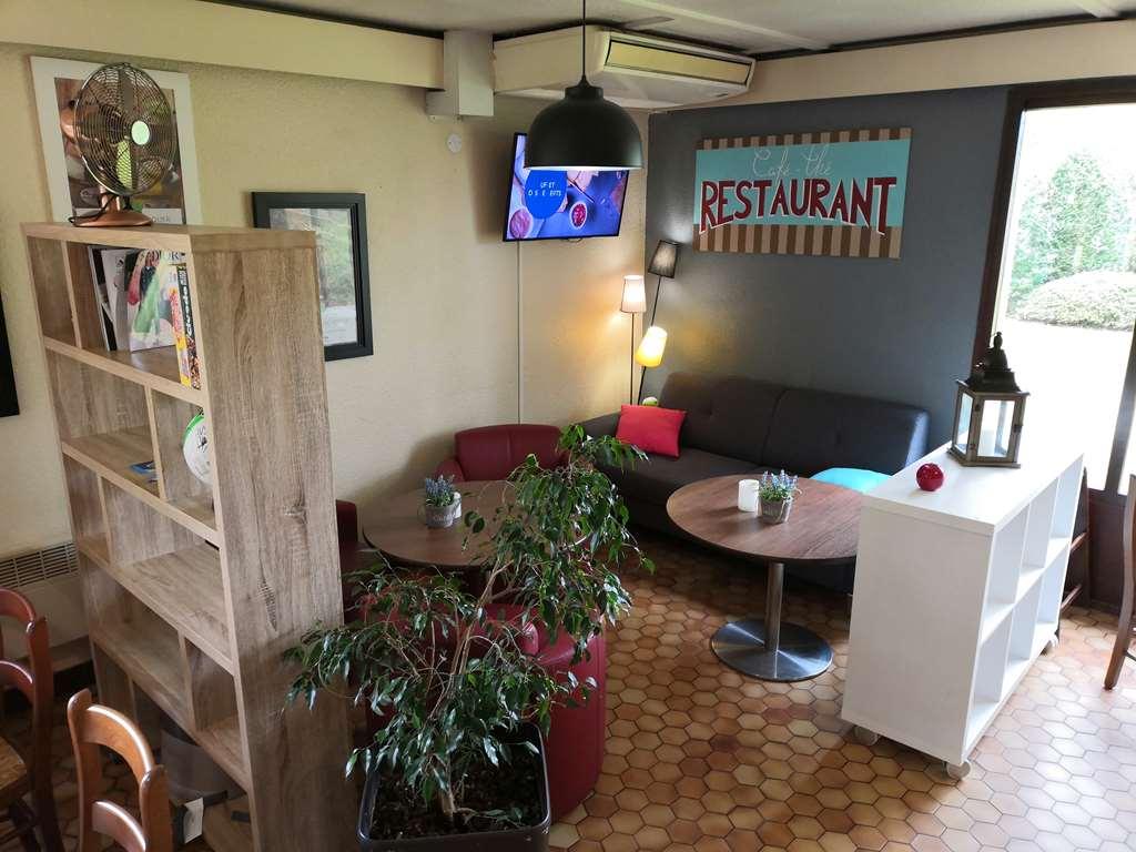 Campanile Brive-La-Gaillarde Ouest Hotel Restaurant foto